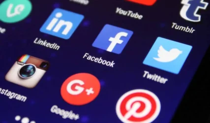 How Social Media Platforms are Used in Online Selling?